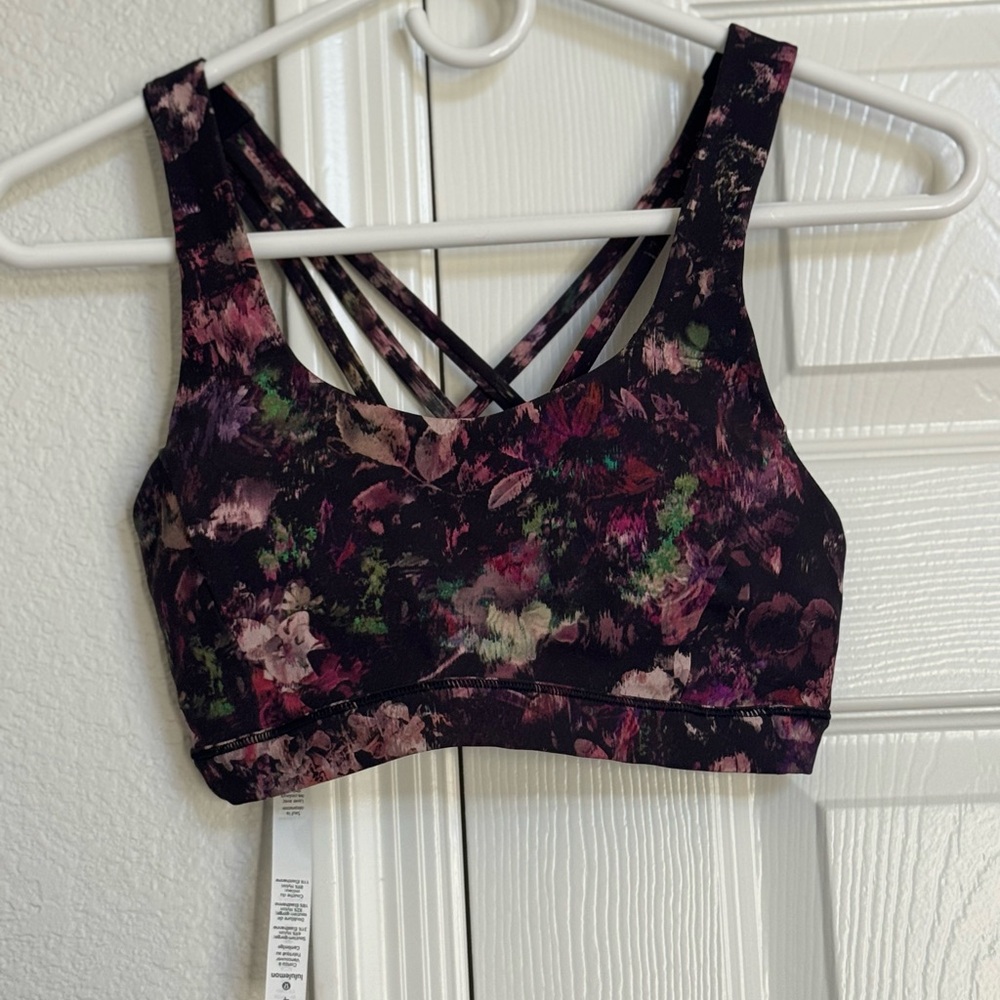 lululemon athletica Sports Bra - Size 4